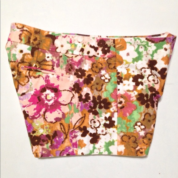 J Crew pink desert multi floral stretch shorts 4 - Picture 3 of 8
